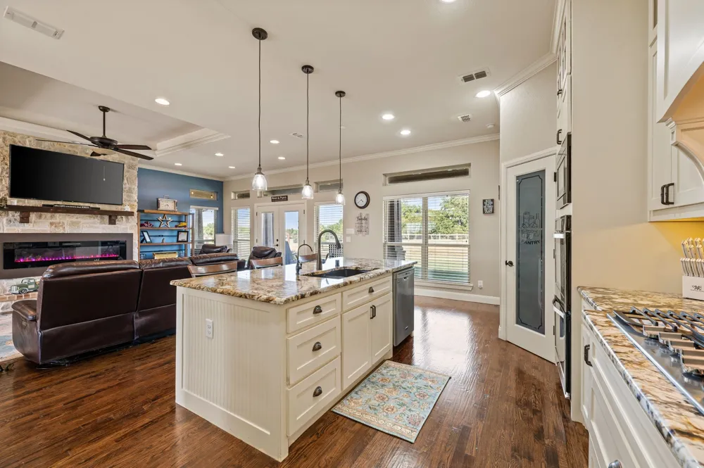 2424 County Road 613 Farmersville, TX 75442