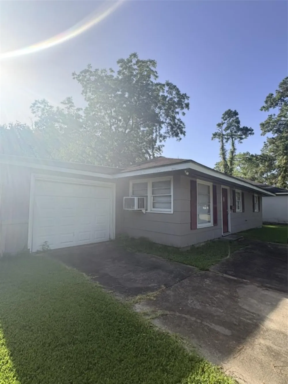 5270 Spencer Drive Beaumont, TX 77708