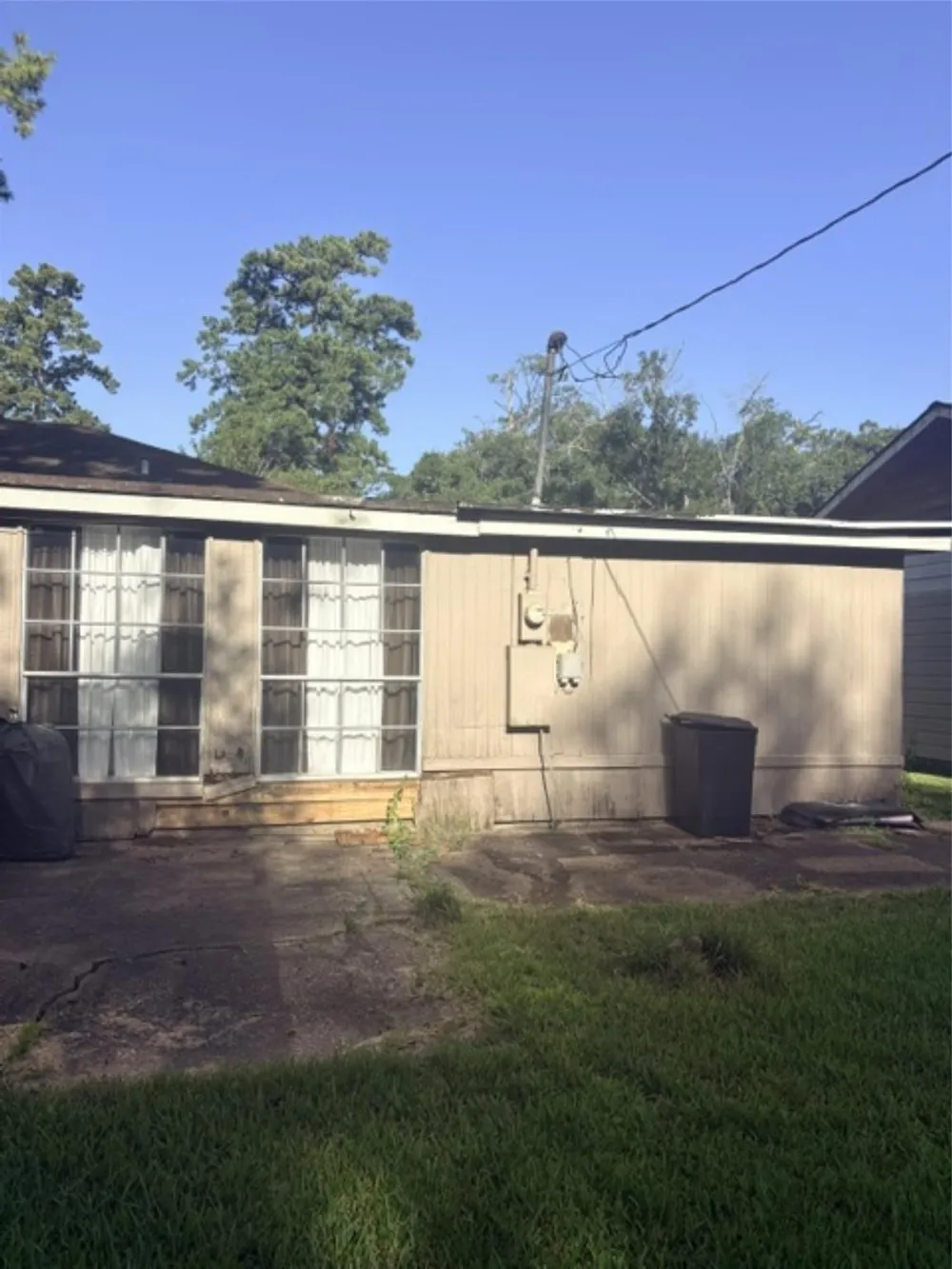 5270 Spencer Drive Beaumont, TX 77708