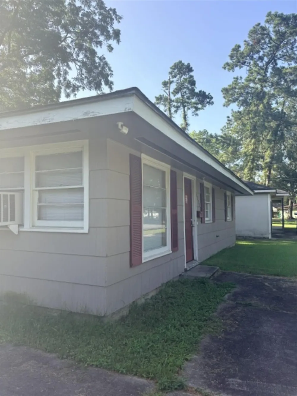 5270 Spencer Drive Beaumont, TX 77708