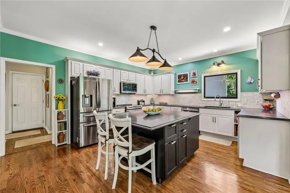 508 Woodbrook Lane Canton, GA 30114