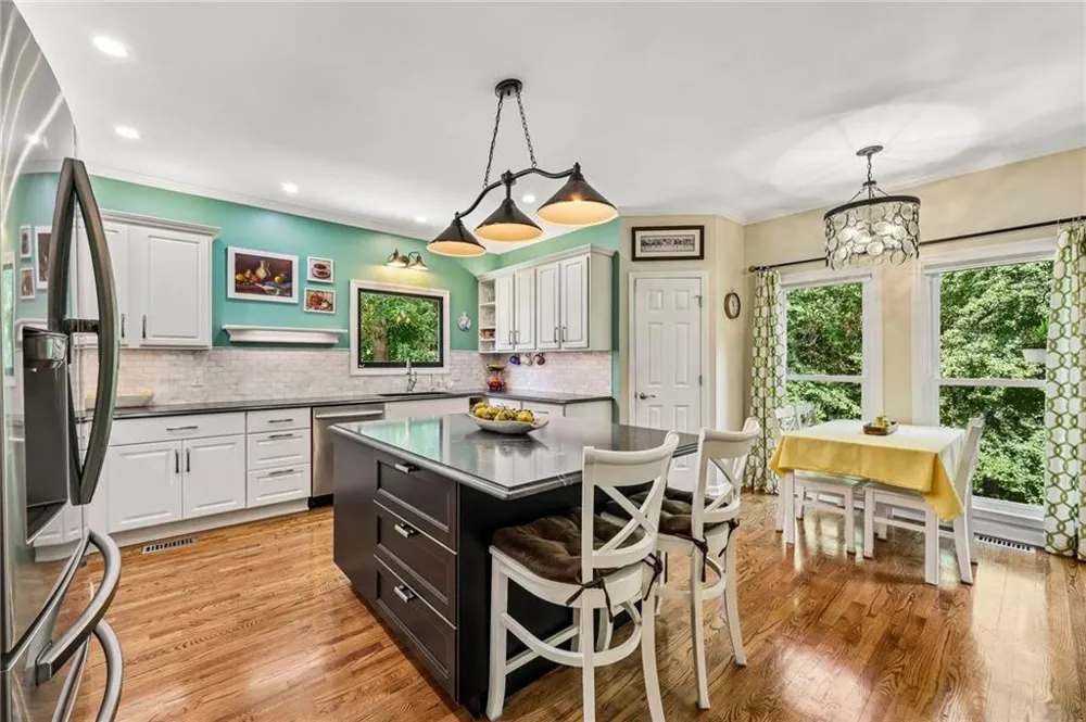 508 Woodbrook Lane Canton, GA 30114
