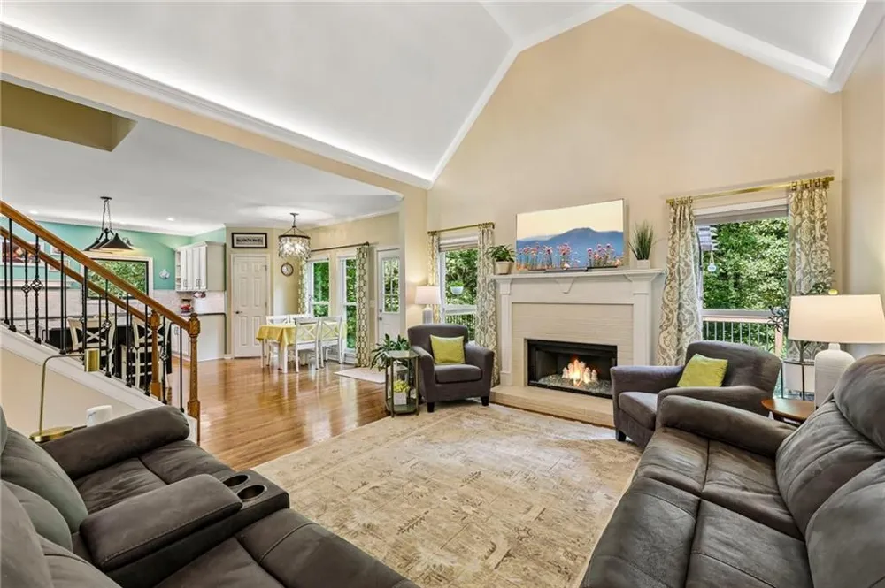 508 Woodbrook Lane Canton, GA 30114