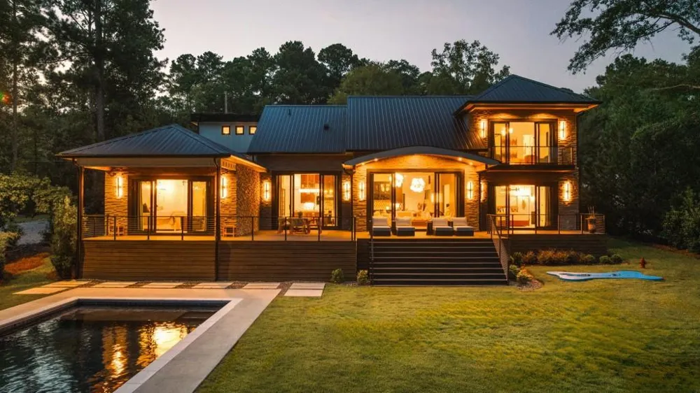 298 W River Bend Drive Eatonton, GA 31024