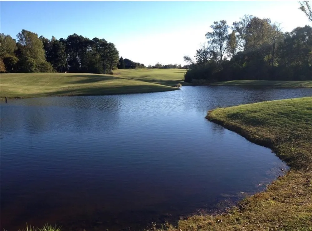 817 Club Drive Commerce, GA 30530