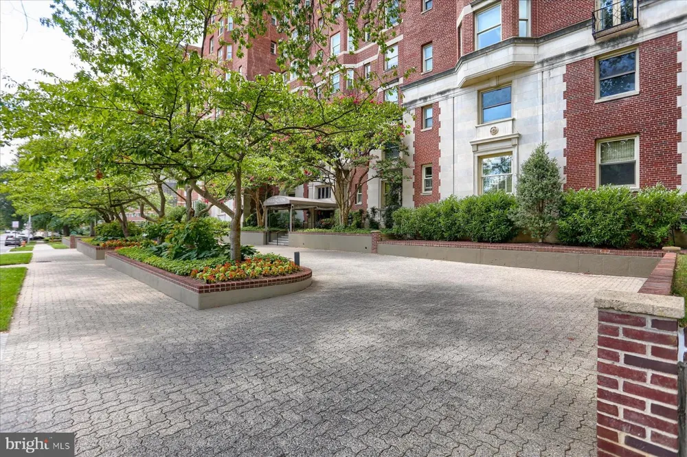 3908 CHARLES STREET #1102 Baltimore, MD 21218