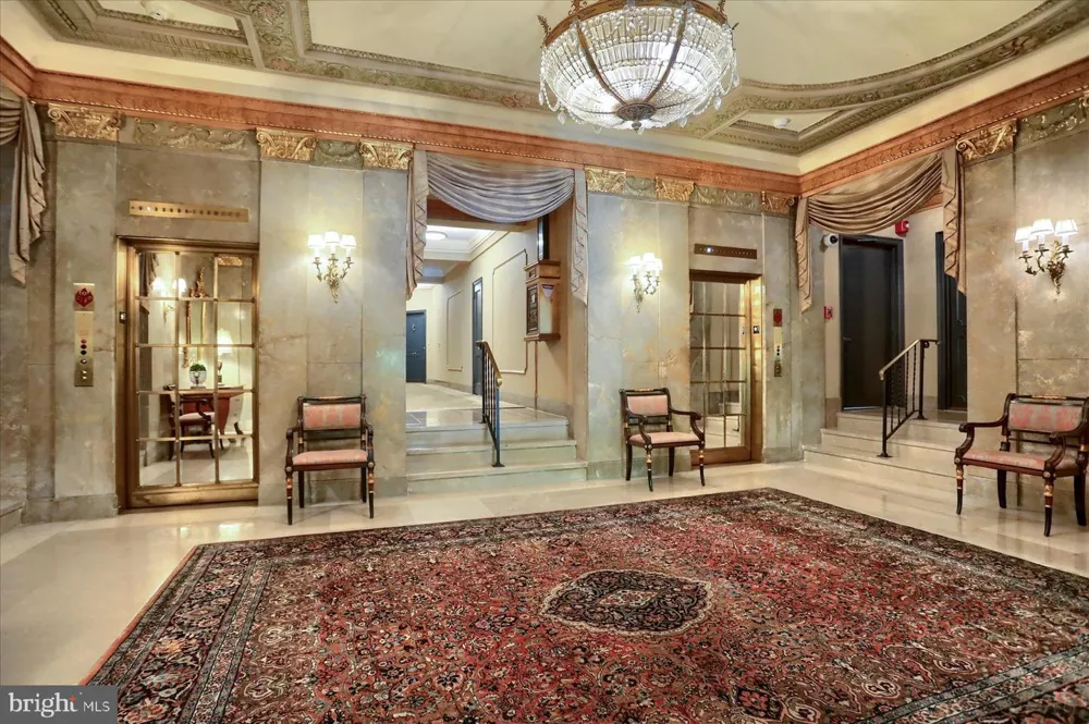 3908 CHARLES STREET #1102 Baltimore, MD 21218