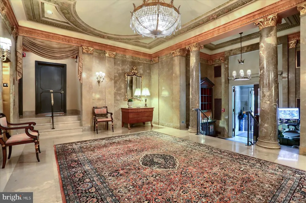 3908 CHARLES STREET #1102 Baltimore, MD 21218