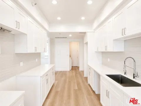 10390 WILSHIRE BOULEVARD #1804