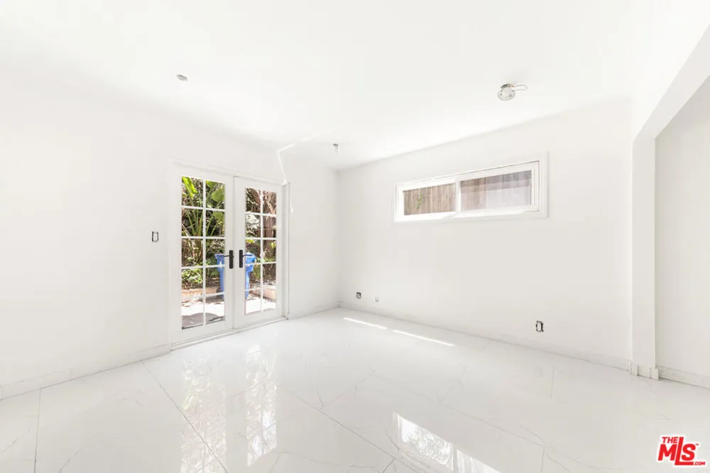 17725 Revello Drive Los Angeles, CA 90272