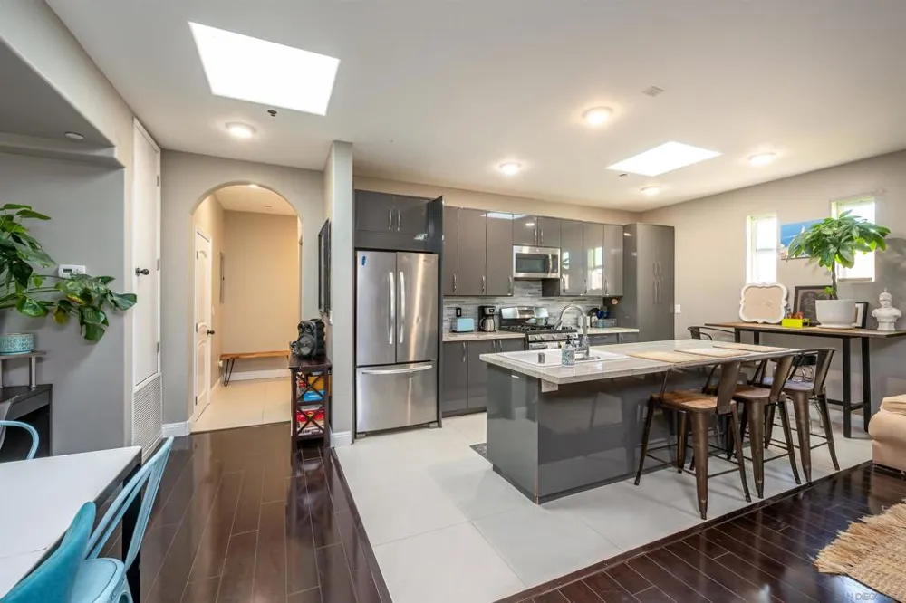 4741 Point Loma San Diego, CA 92106