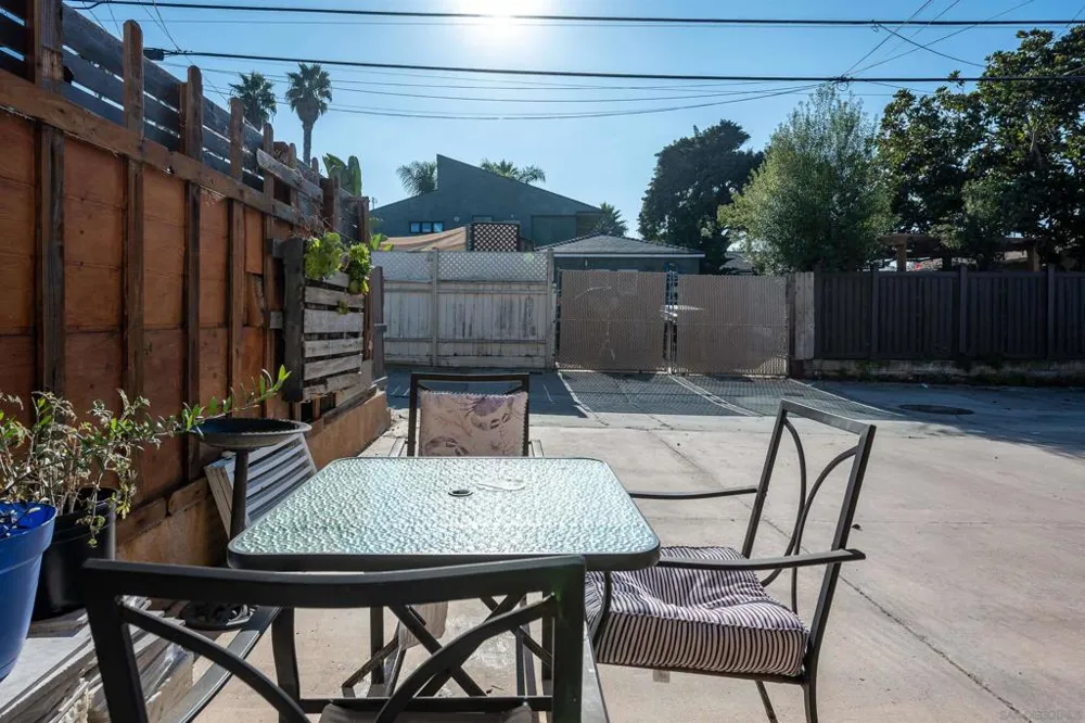 4741 Point Loma San Diego, CA 92106