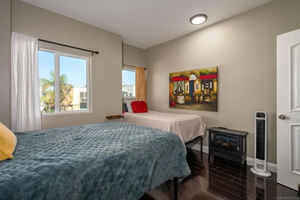 4741 Point Loma San Diego, CA 92106