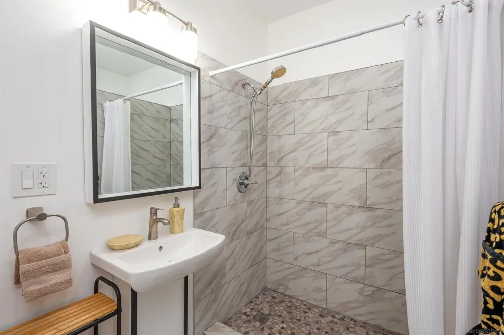 4741 Point Loma San Diego, CA 92106