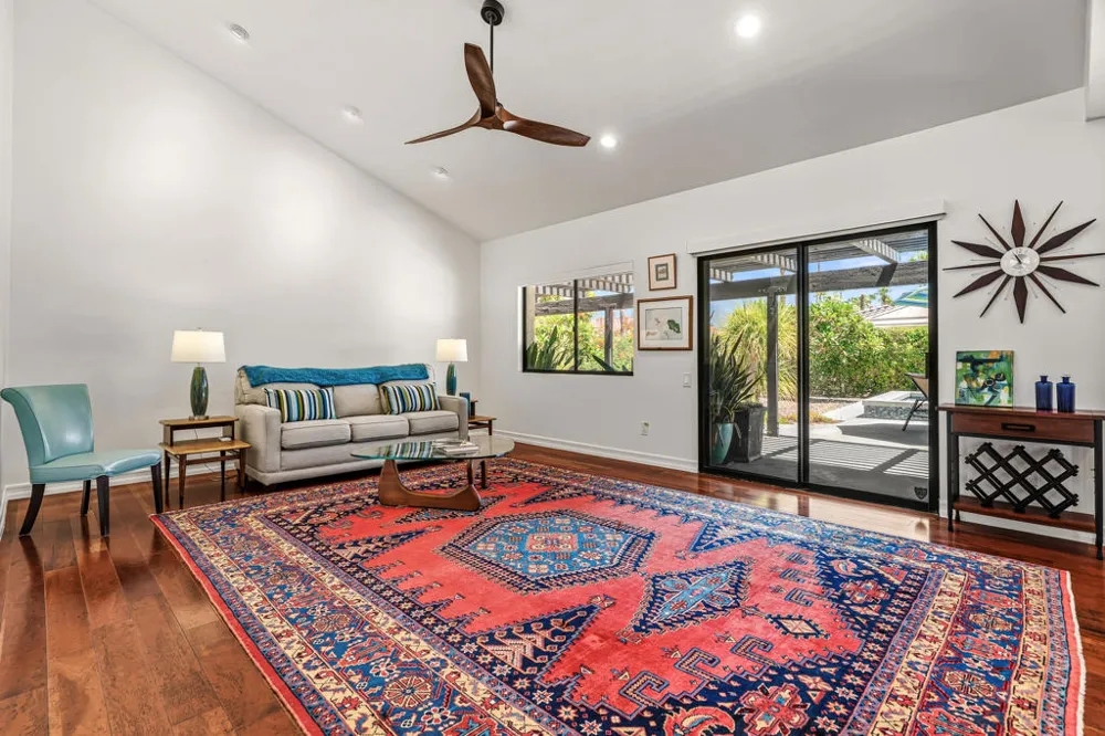 1444 S San Mateo Drive Palm Springs, CA 92264