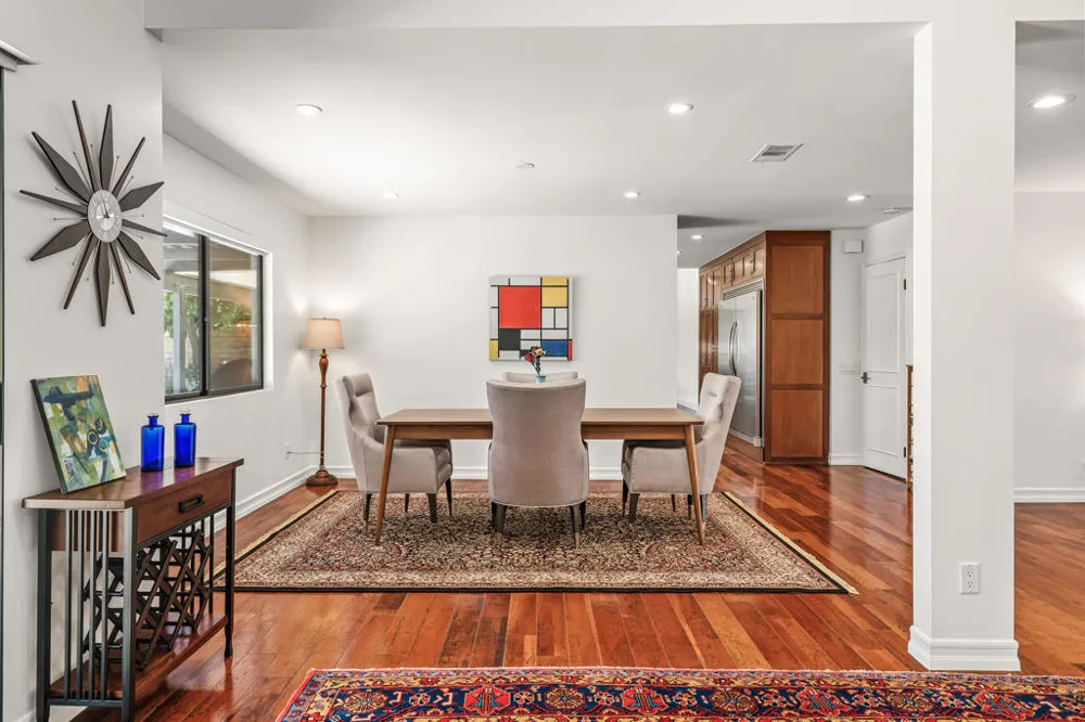 1444 S San Mateo Drive Palm Springs, CA 92264
