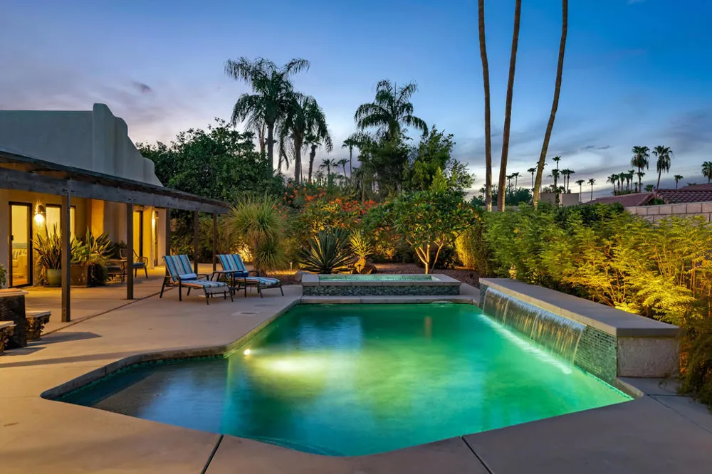 1444 S San Mateo Drive Palm Springs, CA 92264
