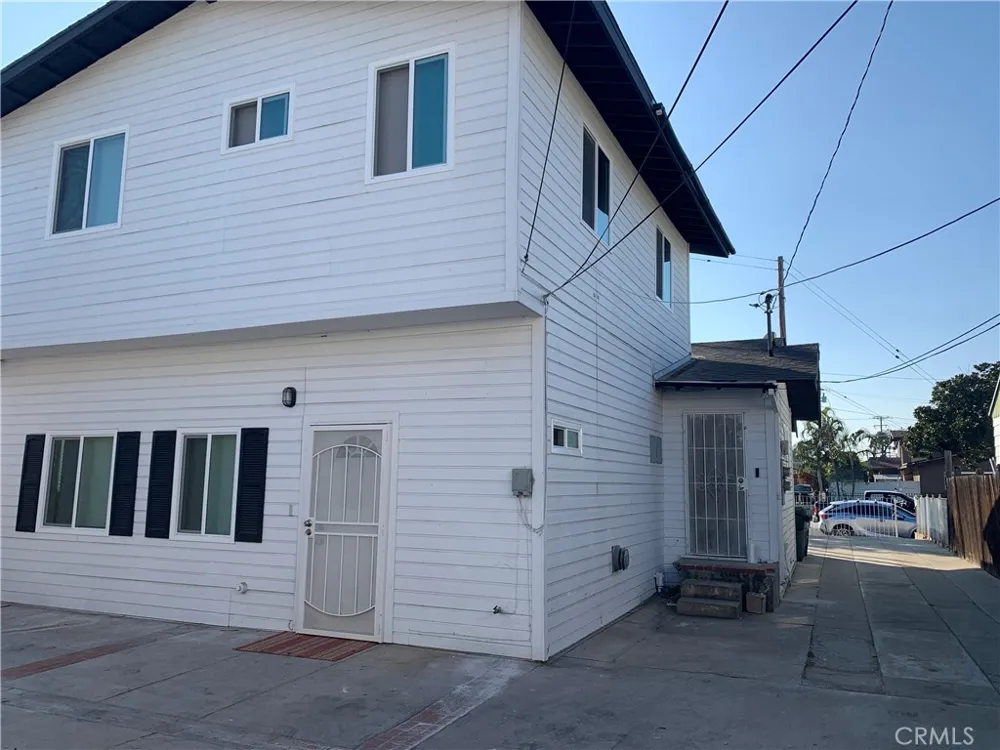 212 South Vail #1/2 Montebello, CA 90640