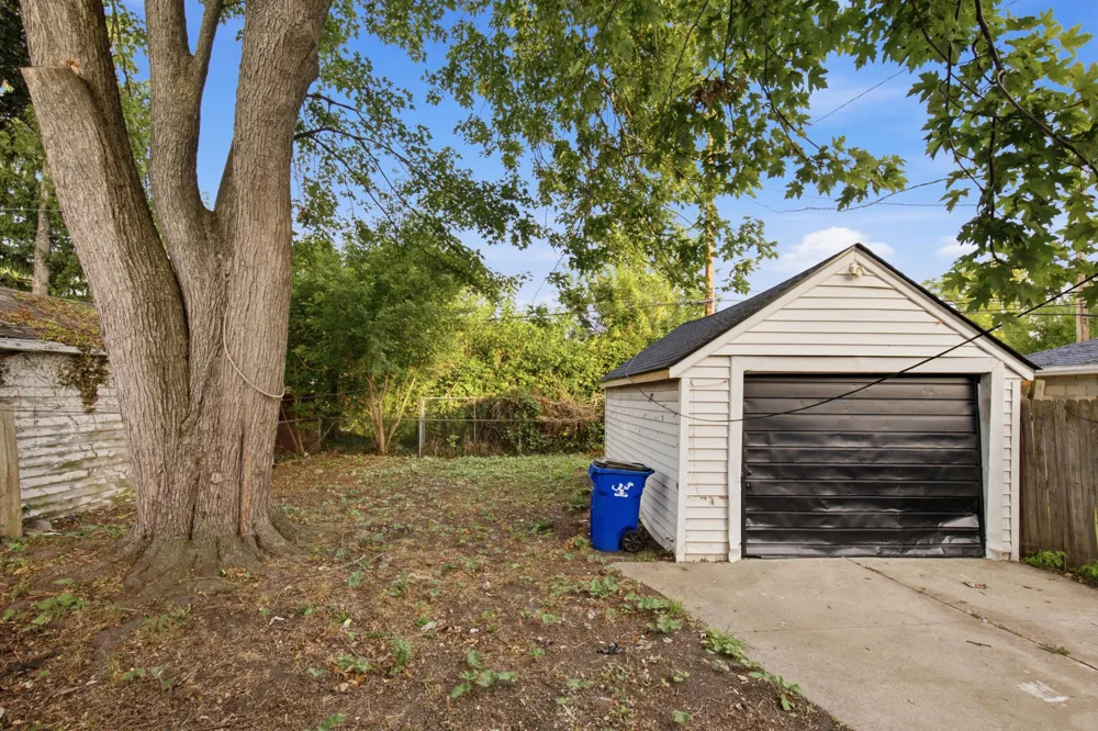 10353 Beaconsfield Street Detroit, MI 48224