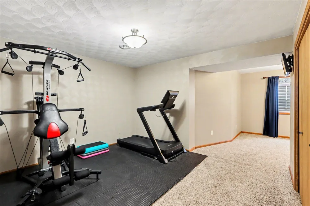 2828 W F AVENUE Kalamazoo, MI 49009