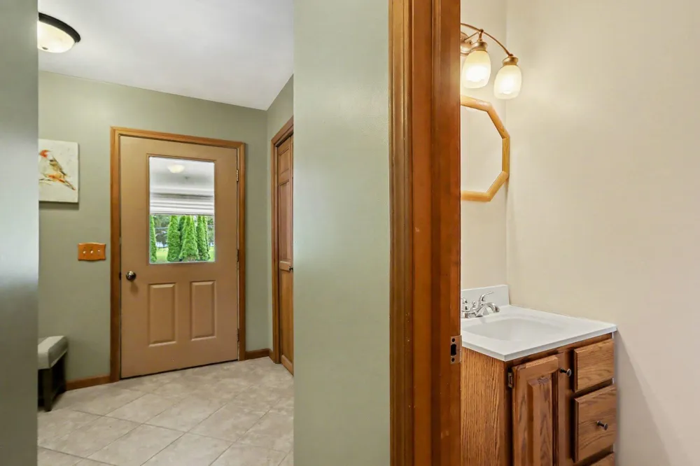 2828 W F AVENUE Kalamazoo, MI 49009