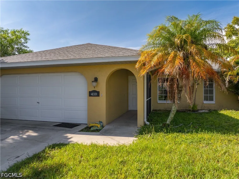 SE 2nd Street Cape Coral, FL 33990