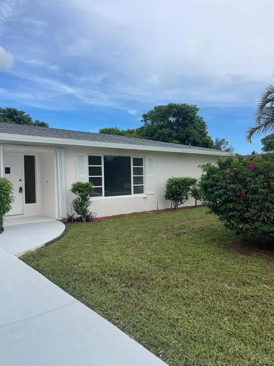 920 NW 3RD STREET Boynton Beach, FL 33435