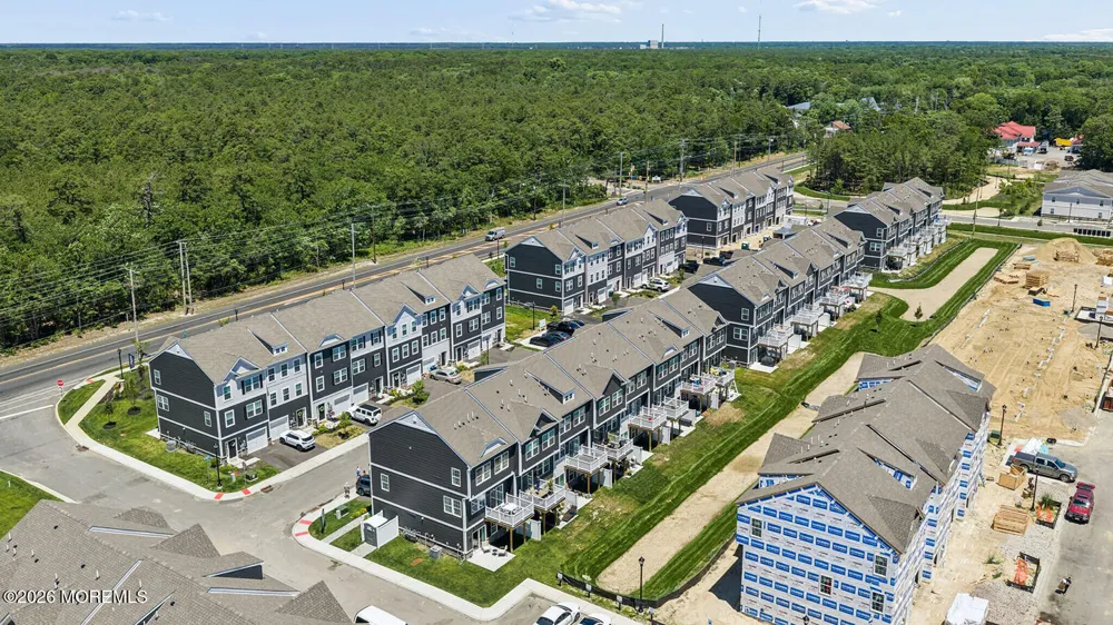 45 Frst Park Drive Waretown, NJ 08758