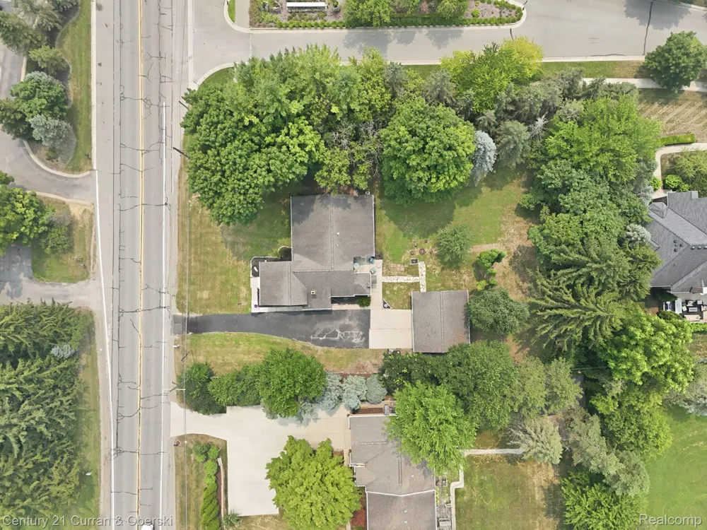 17875 Beck Road Northville Township, MI 48168