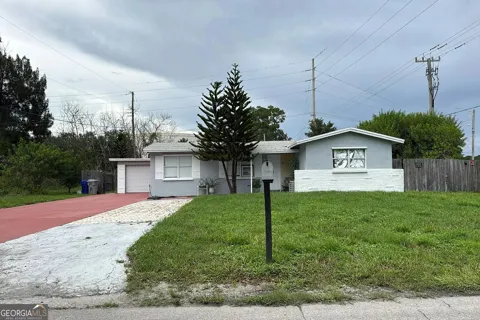 5810 76th LN