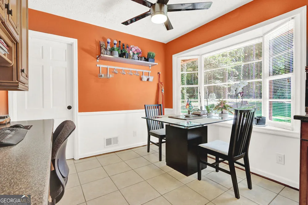 5428 Smoke Rise DR Stone Mountain, GA 30087