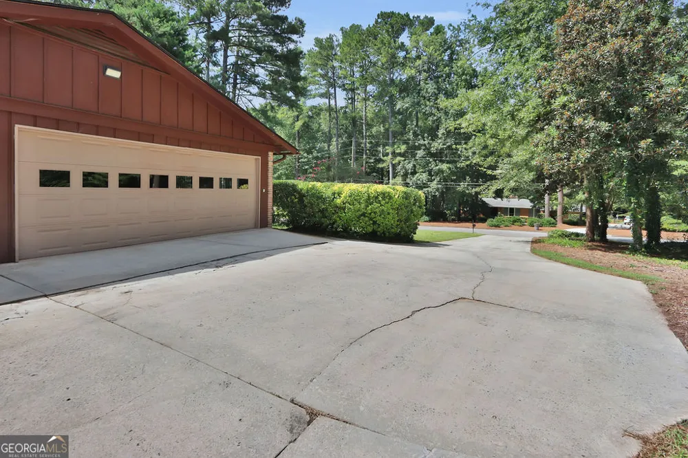 5428 Smoke Rise DR Stone Mountain, GA 30087