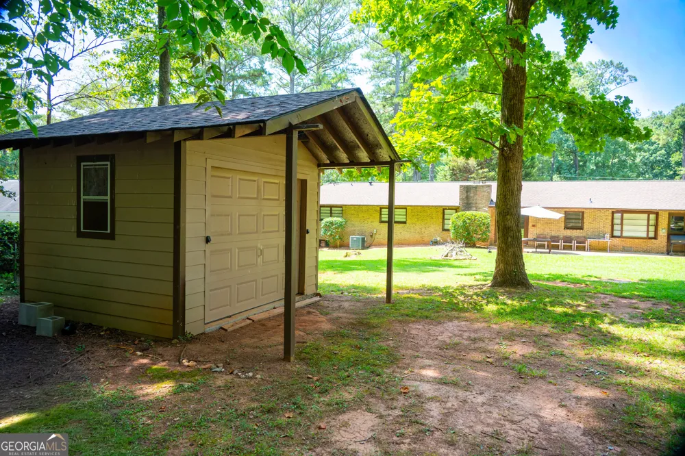 5428 Smoke Rise DR Stone Mountain, GA 30087