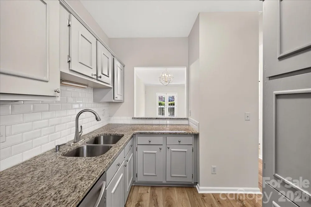 301 Queens Road #106 Charlotte, NC 28204