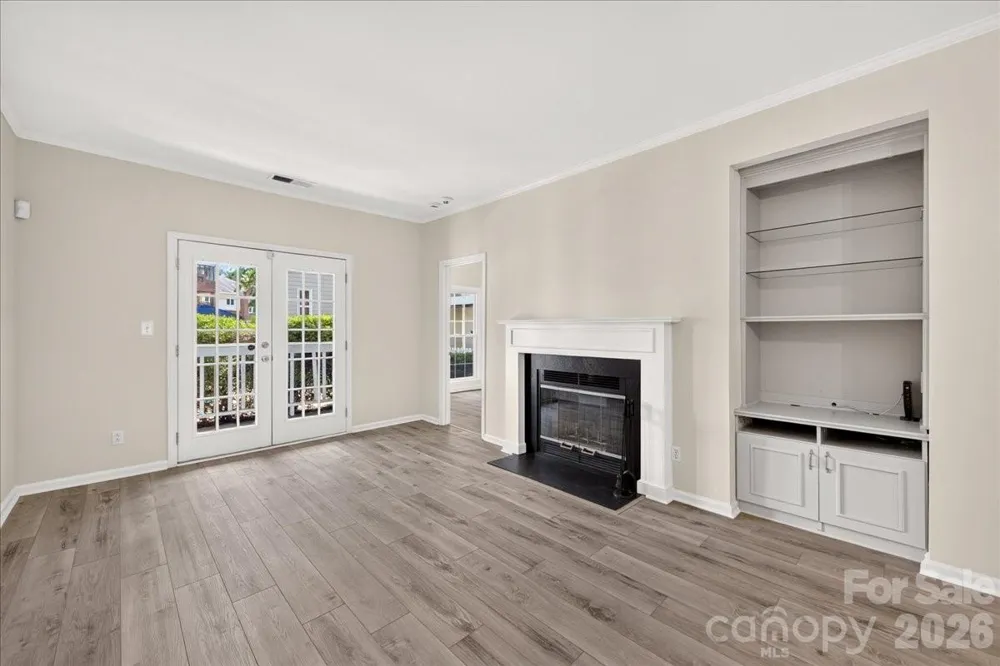 301 Queens Road #106 Charlotte, NC 28204