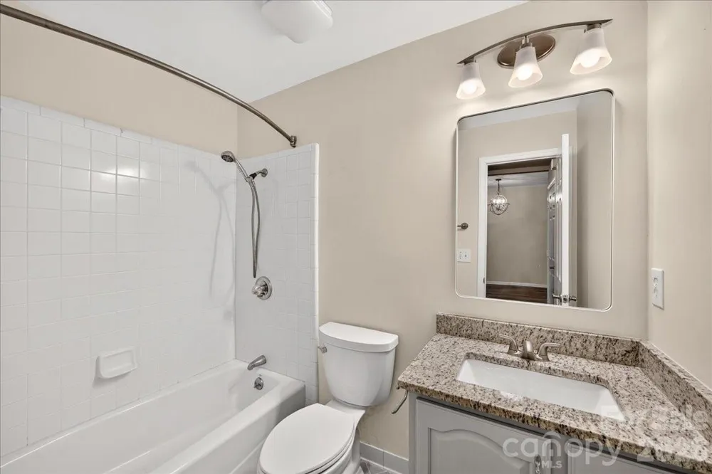 301 Queens Road #106 Charlotte, NC 28204
