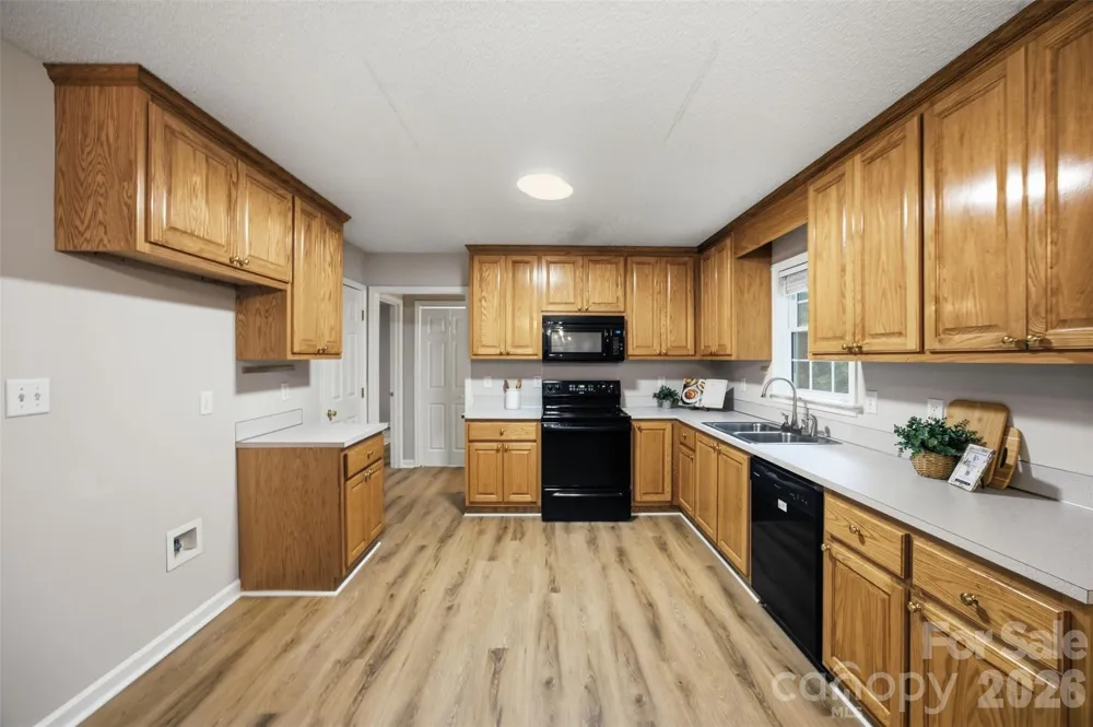 600 Blossom Hill Road Lincolnton, NC 28092