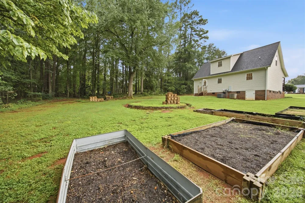 600 Blossom Hill Road Lincolnton, NC 28092