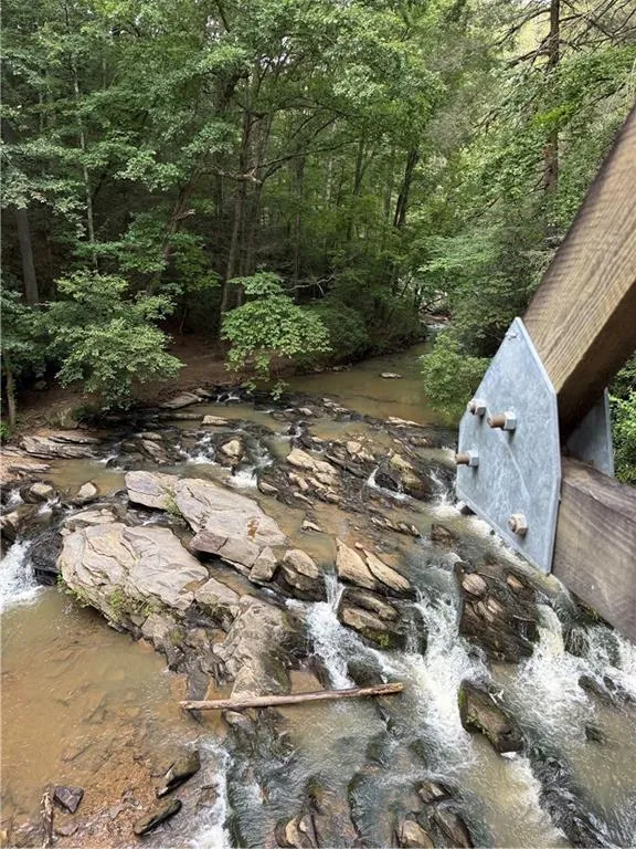 196 Jakes Landing Way Ellijay, GA 30540