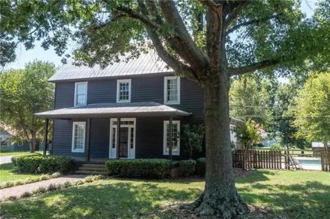 330 Park Road
