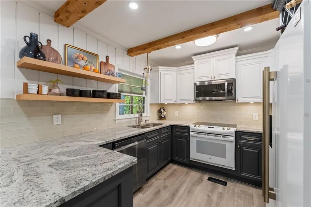 4785 Perry Road Gainesville, GA 30506