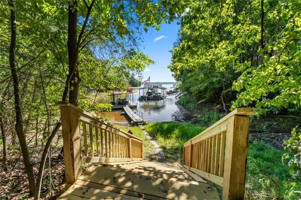 4785 Perry Road Gainesville, GA 30506