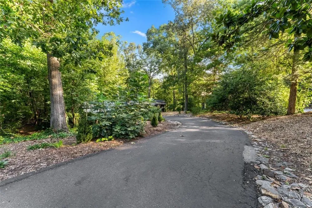 4785 Perry Road Gainesville, GA 30506