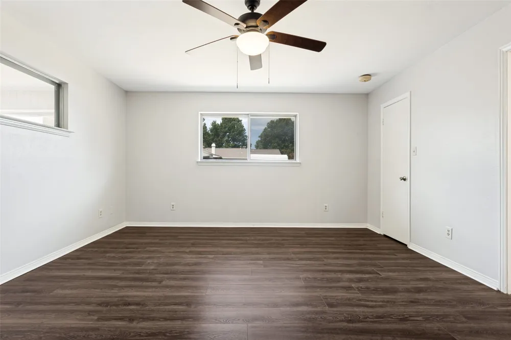 2629 Montclair Lane Mesquite, TX 75150