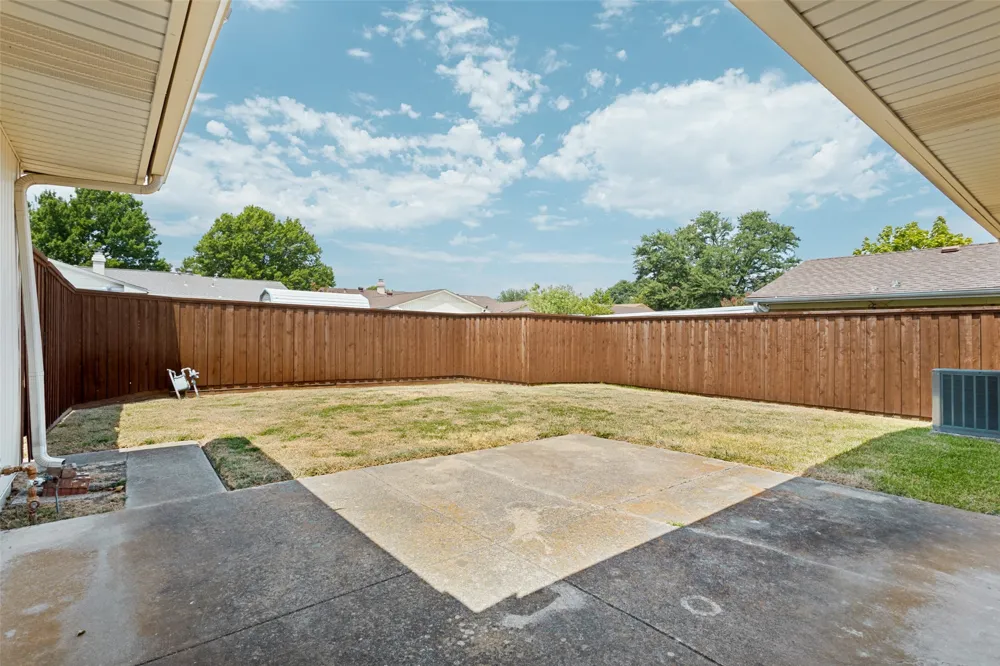 2629 Montclair Lane Mesquite, TX 75150