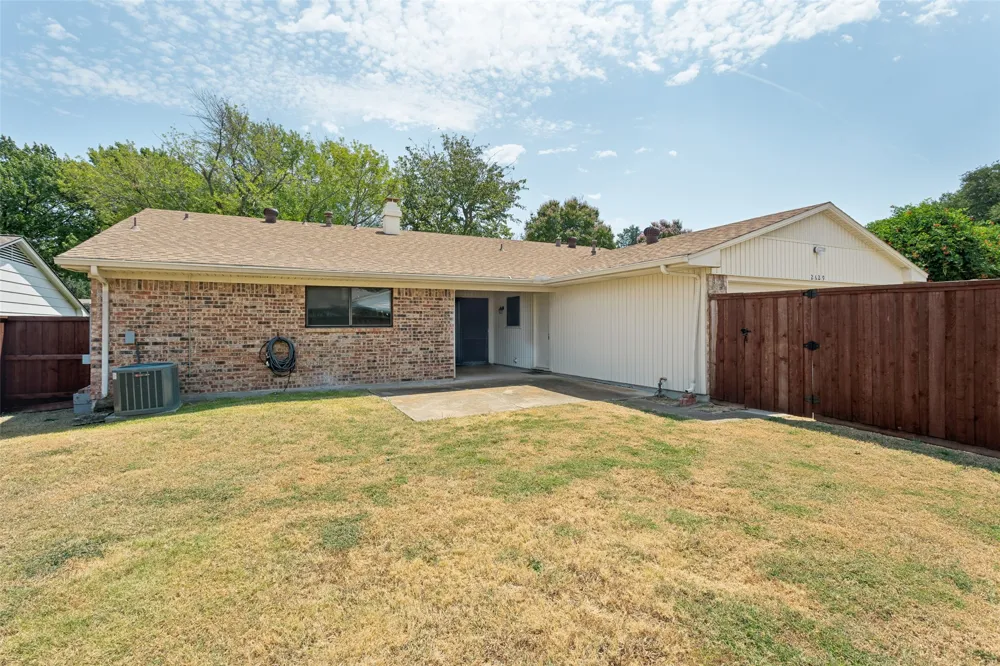 2629 Montclair Lane Mesquite, TX 75150