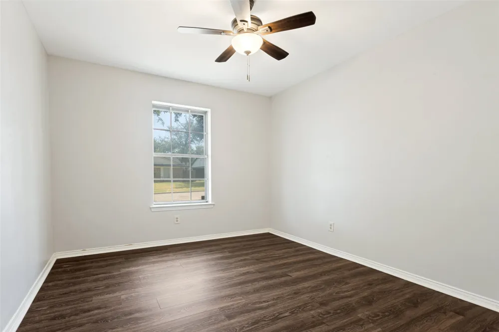 2629 Montclair Lane Mesquite, TX 75150