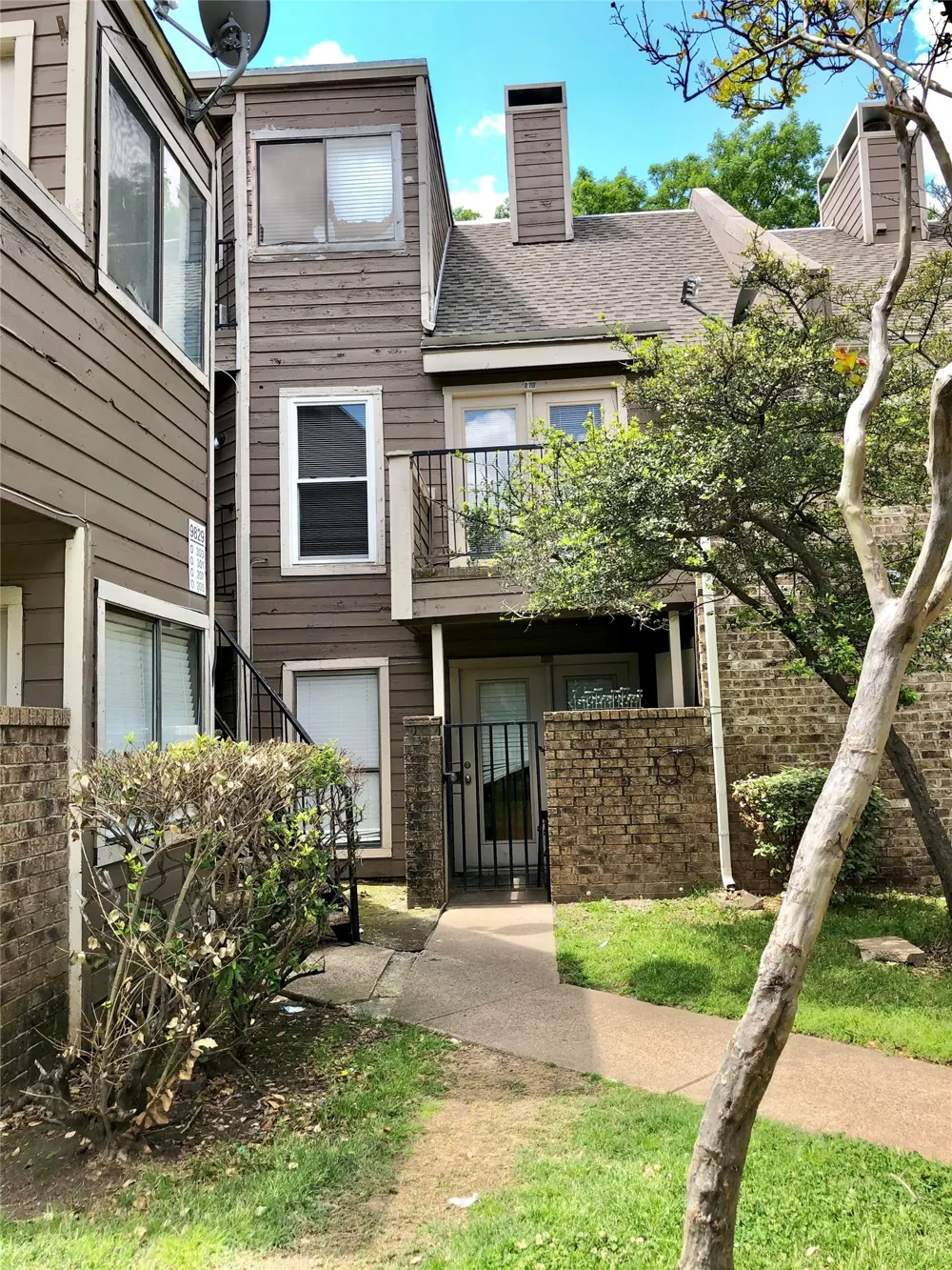 9829 Walnut Street #207 Dallas, TX 75243