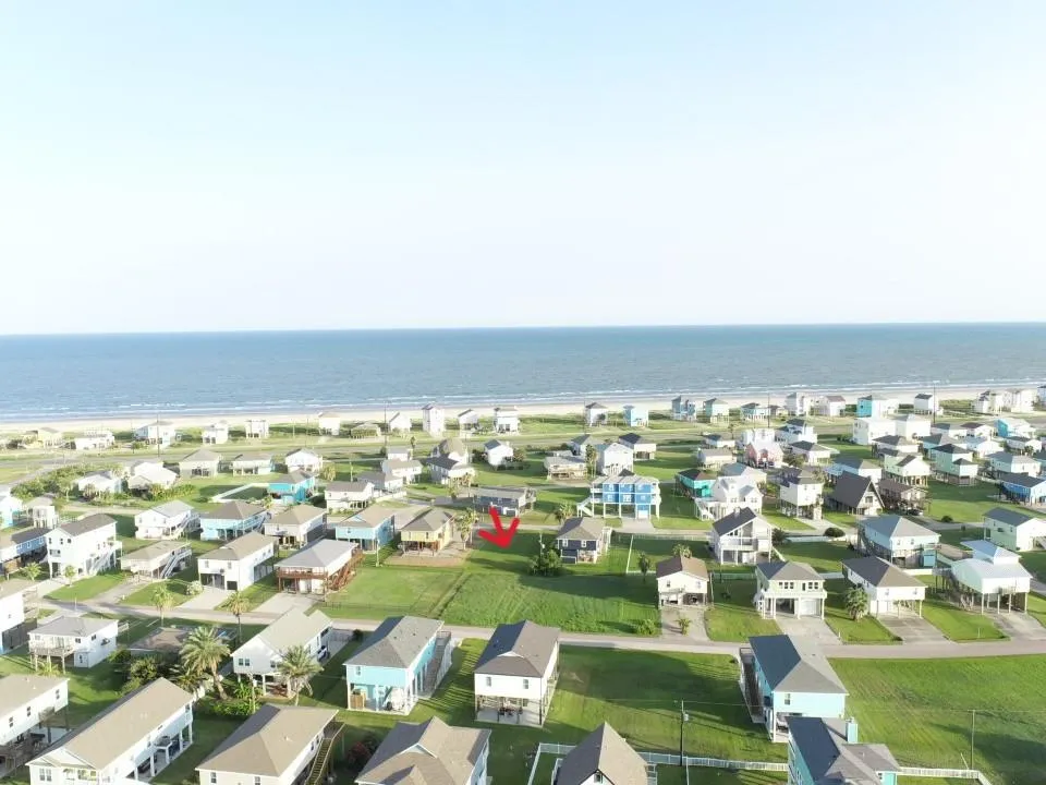 85 Frio Galveston, TX 77554