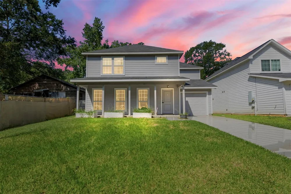 15011 Crockett Road Willis, TX 77378